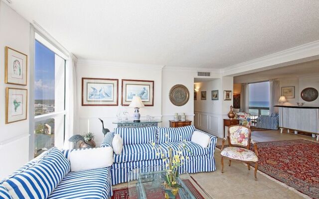 Shoreline 1106 Condo by RedAwning