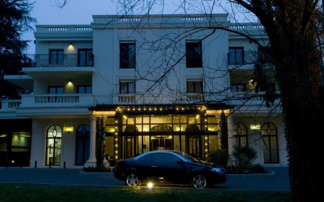 Hôtel Le Pavillon