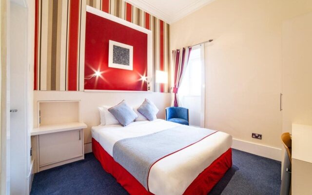 Redstones hotel