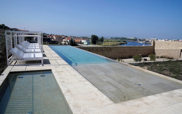 The Lince Santa Clara