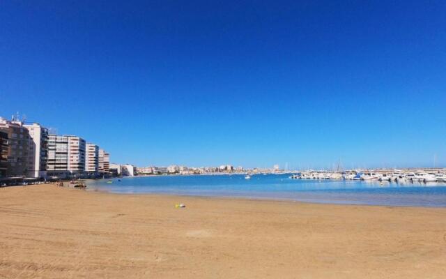 Apartamento en Torrevieja a 50m playa