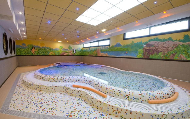 Palacio de La Magdalena Hotel