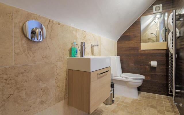Cunsey, Penthouse Apartment Windermere