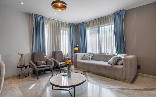 Elefant by Naya Homes