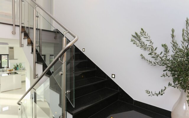 Plush Villa in Trogir With Sauna & Whirlpool