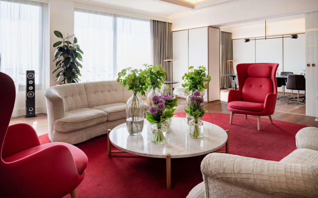 NH Collection Madrid Eurobuilding