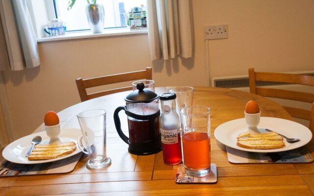 Arallt Holiday Cottage