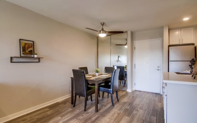 The Luxe Suites of Temecula Heights