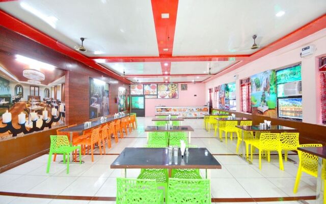 Oyo 42945 Surya Hotel