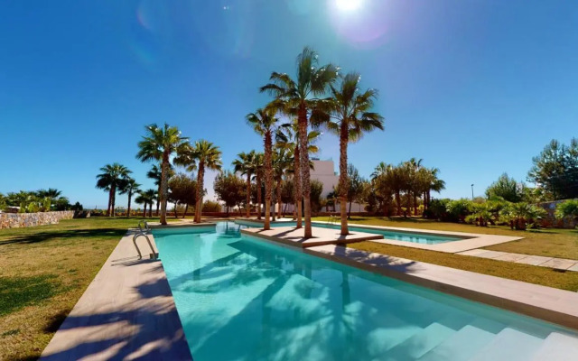 Las Colinas Golf, Luxury Penthouse