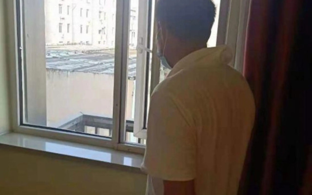 Fest Hotel Chain (Jiuhuashan Subway Station)