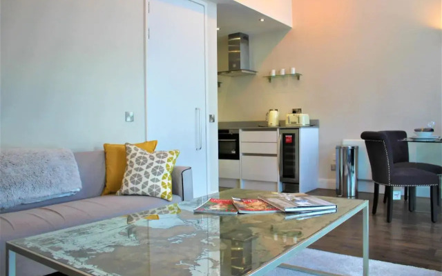 Penthouse in Old Street by MySquare