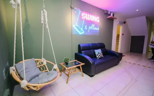 Swing & Pillows @ Penang Road, Georgetown Penang