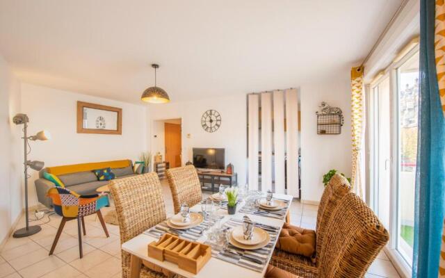 Chic appart avec parking au centre-ville