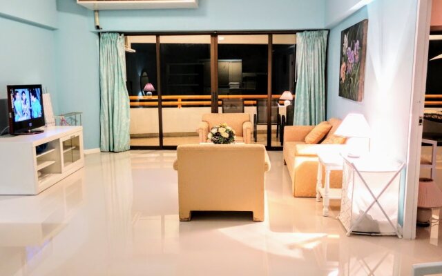 Sunshine Beach Condotel