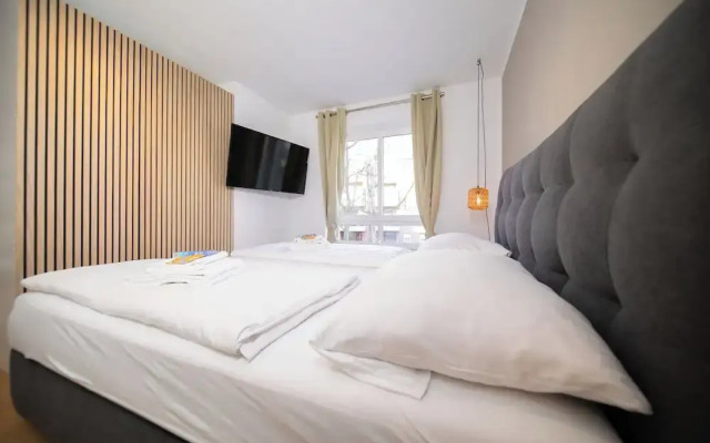 Favorite Stays - Neuss Furth