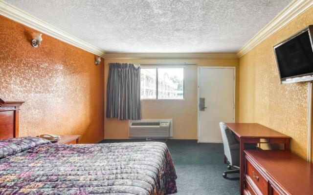 Budget Inn and Suites