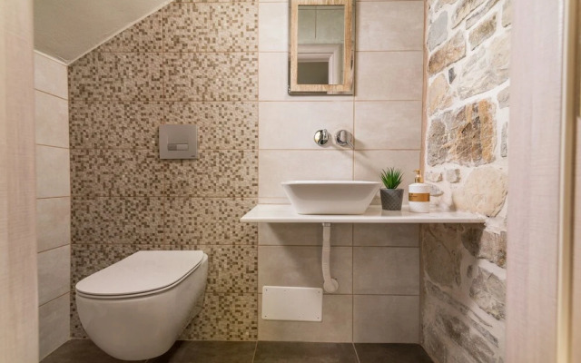 Elmara Luxury Villa 1 - Next to the Beach