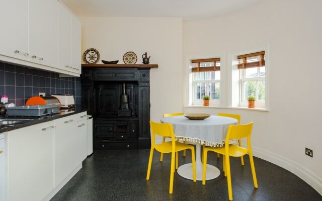 Luxury 2 Bedroom Apartment in London Bridge