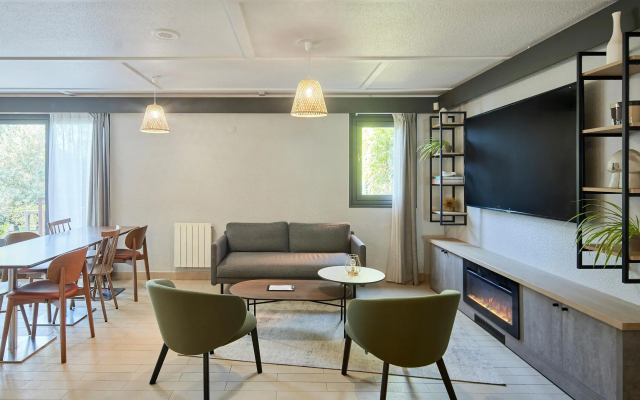 Campanile NATURE - Cergy Pontoise