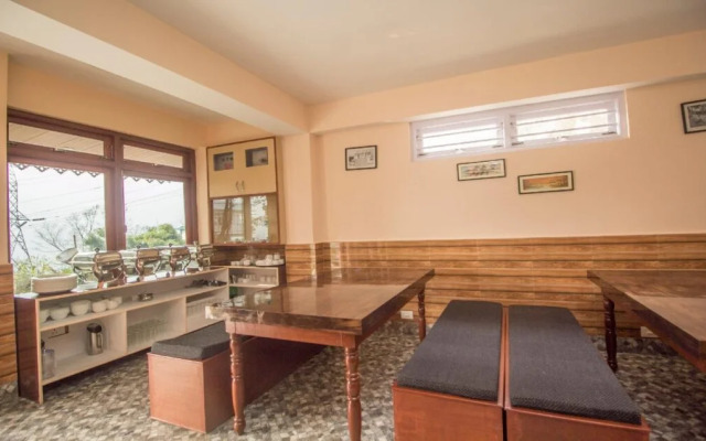 Ga Zum Residency By OYO Rooms