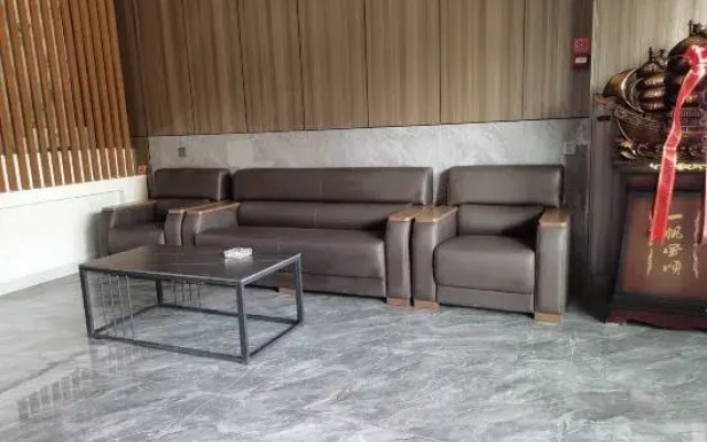 Kuqa Tiancheng Hotel (Jinqiao Taikoo Li)