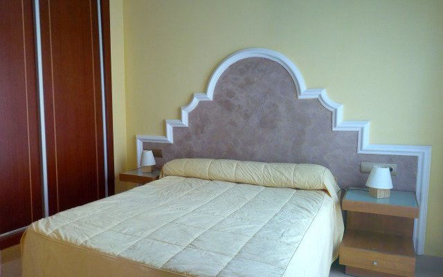 Apartamentos Suites Oficentro