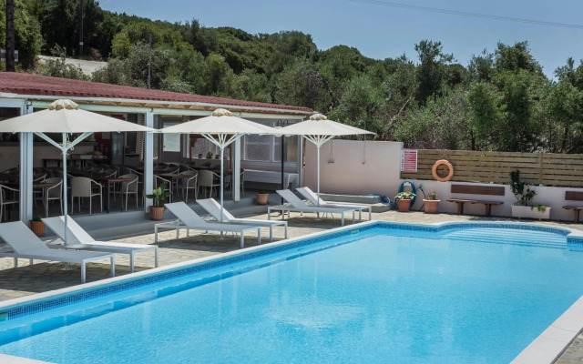 Panorama Fanari Studios & Apartments