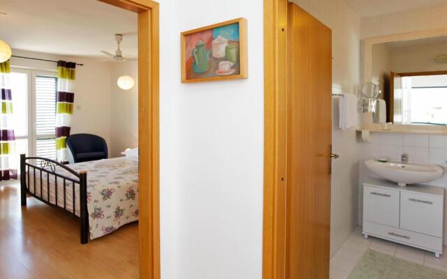Apartments Mel