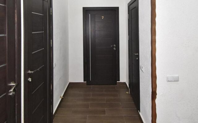 Li-Em Fauna Hostel