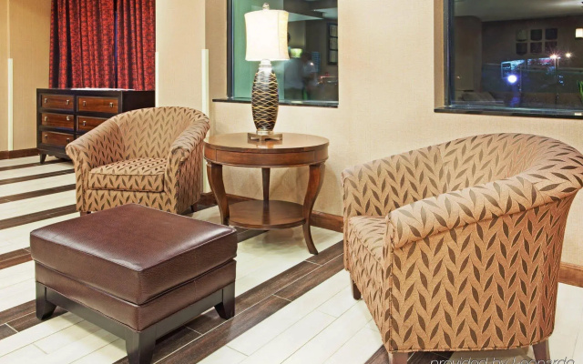 Holiday Inn Express Boston - Saugus by IHG