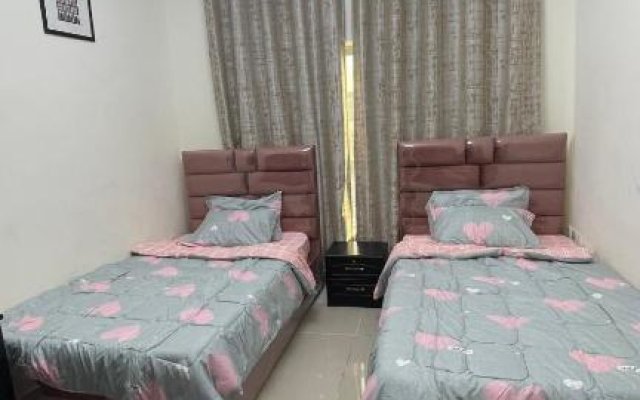 Lovely 2 bedroom with parking for rent in ajman