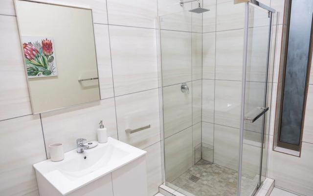 Glen Maine Guest House