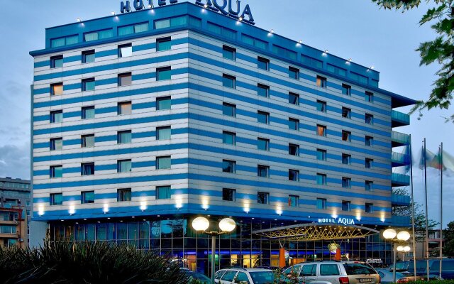 Aqua Hotel 
