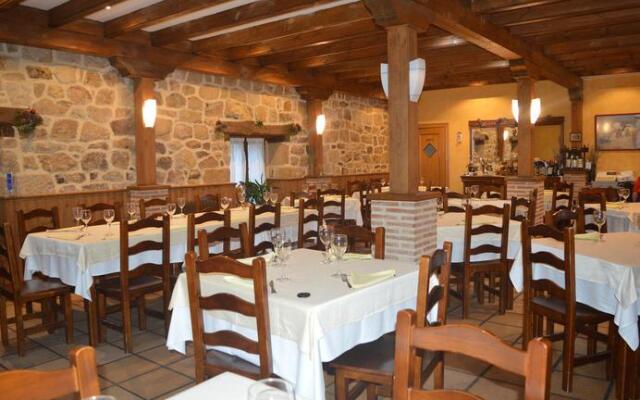 Hostal Revinuesa