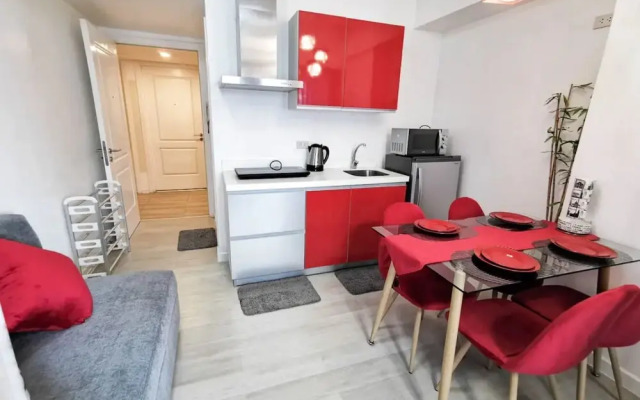 Fully Furnished Cozy Apartment in Azure