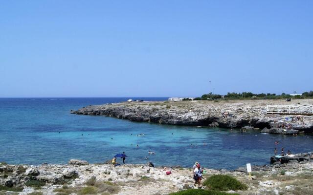 Cosy apartment in Racale with private terrace