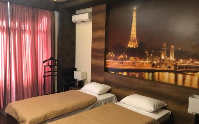 Freedom Square Apartment