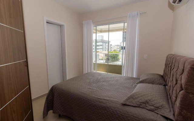 450 - Excelente 3 quartos em Bombas