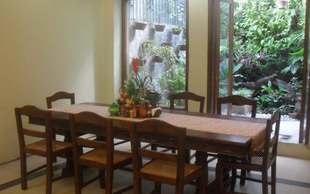 ZEN Rooms Cordillera Inn Vigan