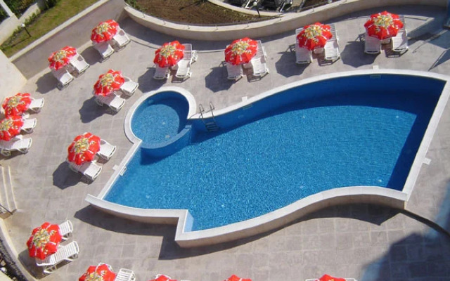 Hotel Royal Cove Residence