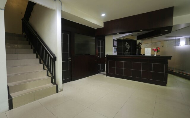 Hotel Sembilan Sembilan by OYO Rooms