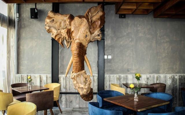 IT Condo by Realty Group