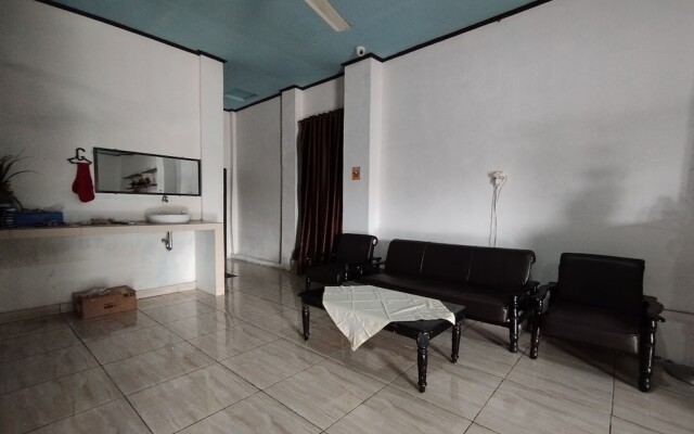 Hotel O Wisma Haji BunbunNearYani Heahlerr