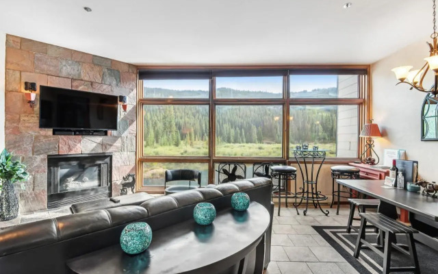 2914 River Bank Lodge - Keystone
