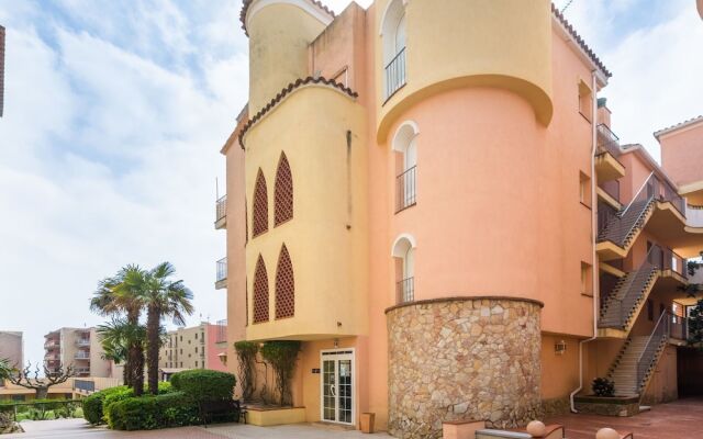 Holiday Home in a Complex Near the sea