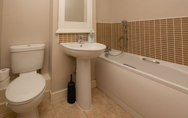 Royale Blenheim Apartment