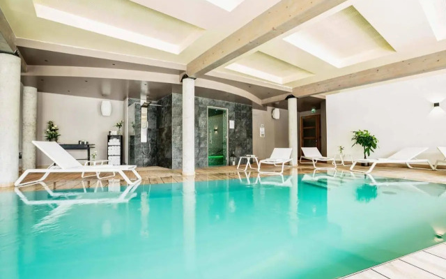 Best Western Premier Hotel de la Cite Royale