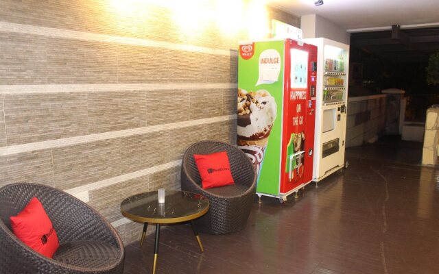 RedDoorz @ Aljunied