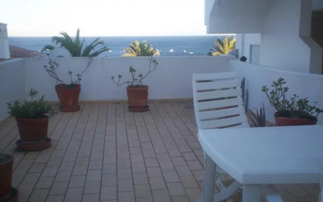 Seaview Apartment